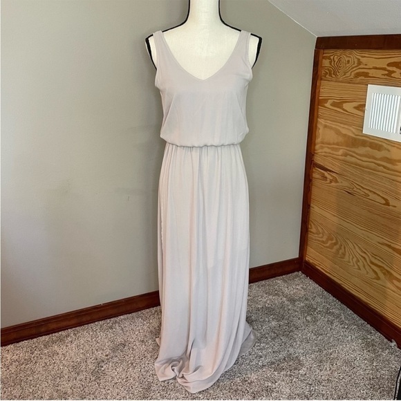 Show Me Your Mumu Kendall Maxi Dress in Show Me The Ring Crisp Extra Small - Picture 5 of 14